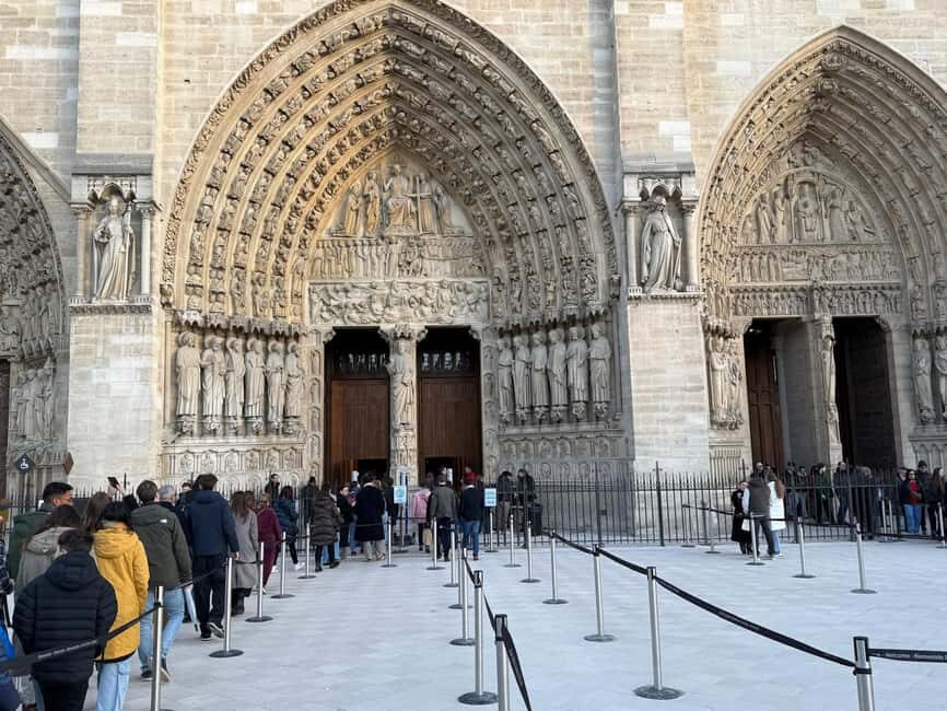 Paris: Private Walking Tour with Notre Dame Medal - What to Expect from the Tour