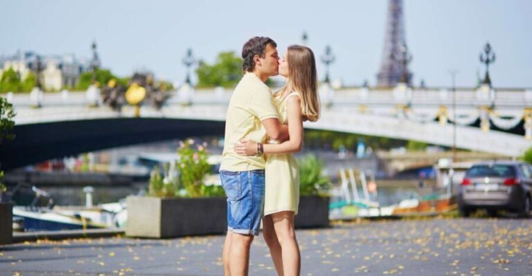 Paris: Professional photoshoot at Alexander III bridge - Is It Worth the Price?