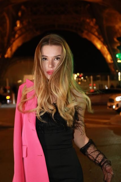 Paris: Professional Photoshoot with 300+ Photos + 1 present - What to Expect from the Tour