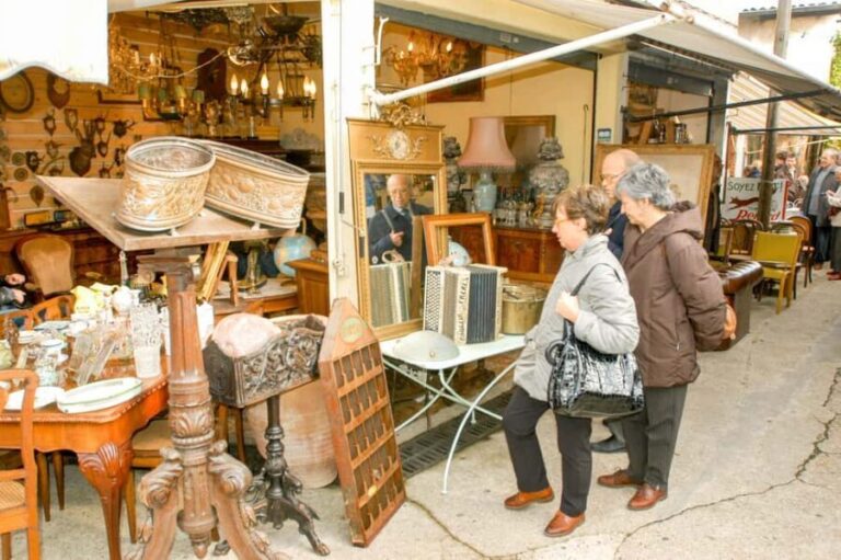 Paris: Saint Ouen Flea Market Guided Tour - Pricing & Value