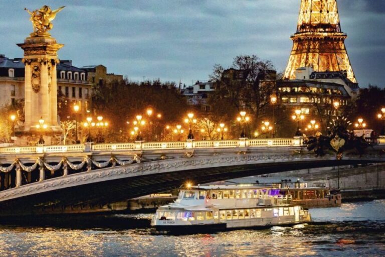 Paris: Seine Dinner Cruise from Eiffel Tower/Liberty Statue - The Meal: A Gourmet Experience