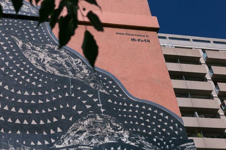 Paris: Urban Art Murals Walking Tour with an Expert - The Itinerary: What to Expect