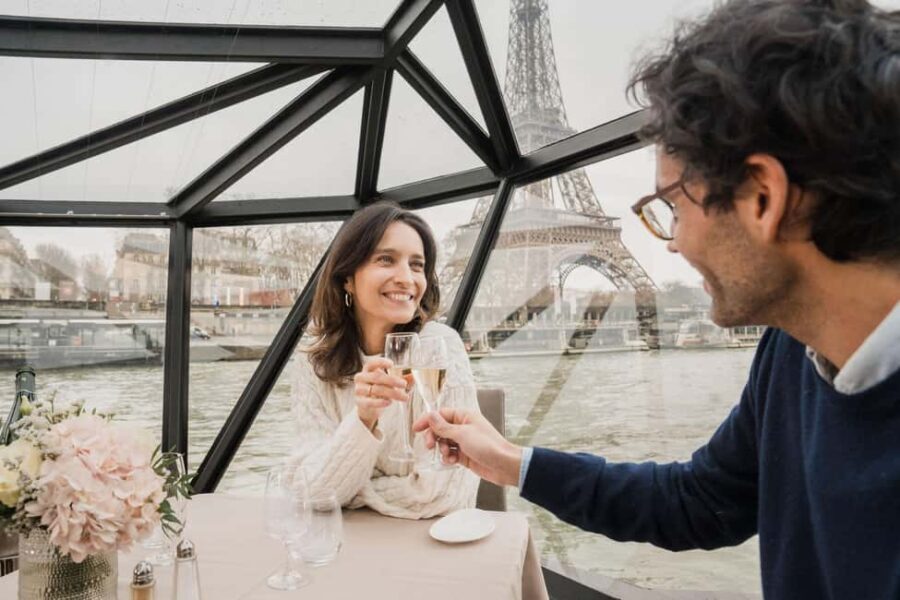 Paris : Valentine's Day Diner Cruise on the Seine river - The Practicalities: What You Should Know