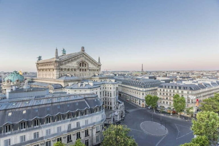 Paris Walk: Opera to Montmartre with Pastry & Chocolate - The Tasting Experience: Sweets and Surprises