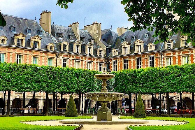 Paris Walking Tour , Historical Sites . - What You Can Expect on the Tour