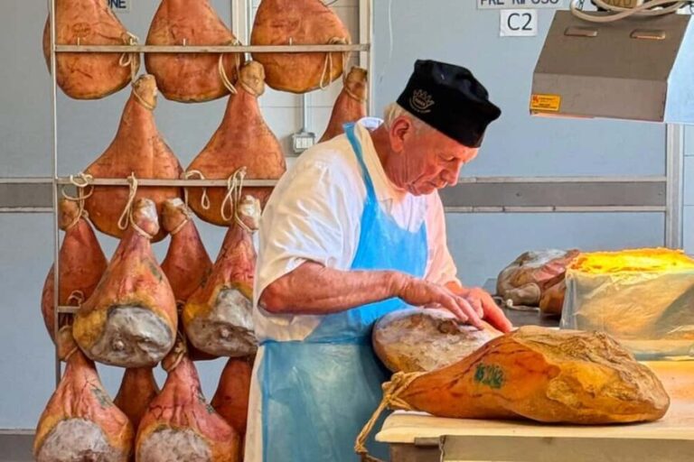 Parma: Prosciutto di Parma Tour - What to Expect from the Tour