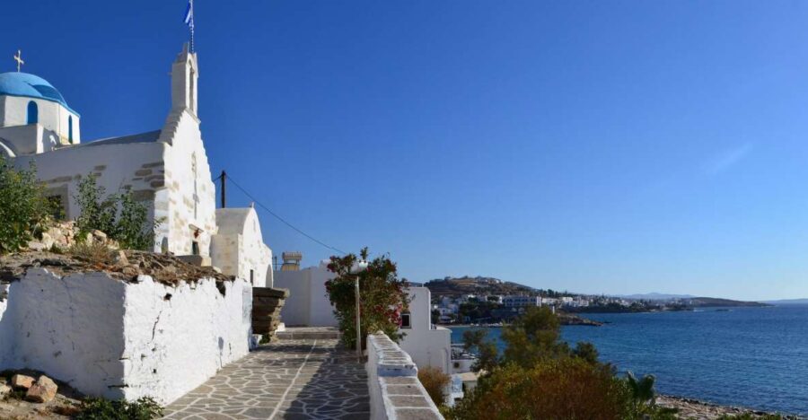 Paros & Antiparos Islands French tour including lunch - The Balance of Sightseeing and Relaxation