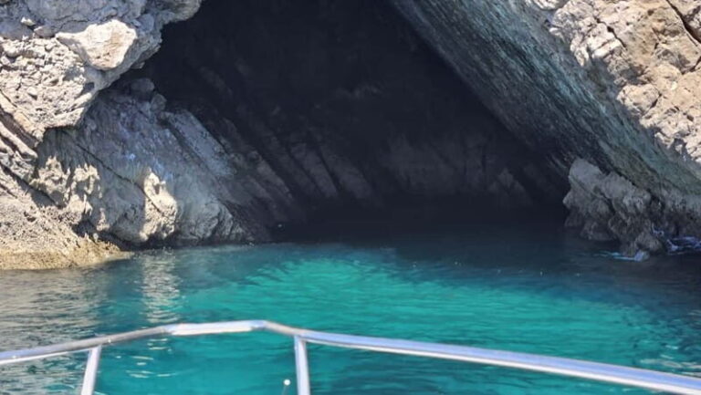 Passeio de Barco em Sesimbra (Publico/Compartilhado) - Why This Experience Is Worth It