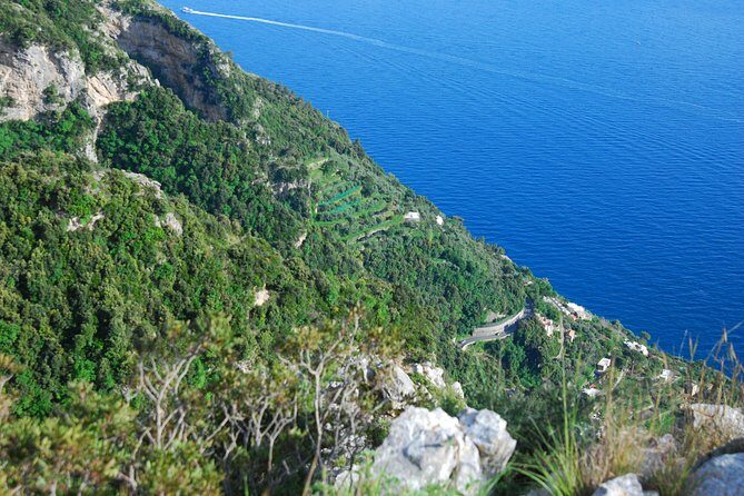 Path of the gods hike - The Route: What Will You See?