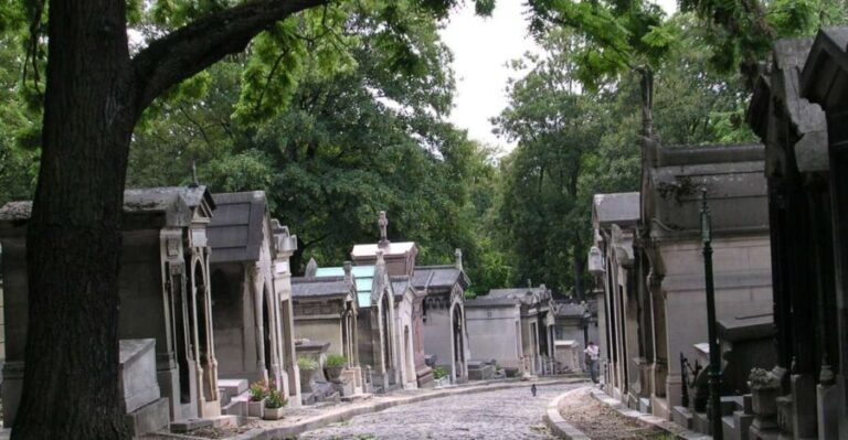 Père Lachaise Cemetery Walking Tour - Semi-Private 12ppl Max - Who Should Consider This Tour?