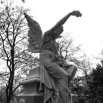 Père-Lachaise in Paris: tours in French - What to Expect During Your Visit