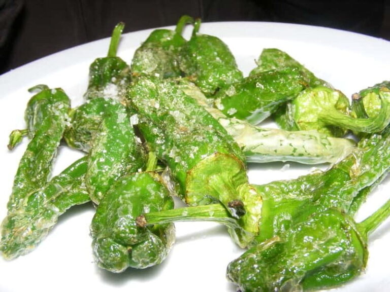 Personalised Traditional Madrid Night Tapas and Drinks Tour - The Value for Money