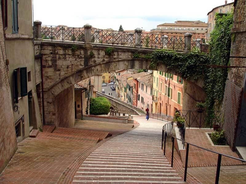 Perugia: Private City Tour with Rocca Paolina and Cathedral - The Itinerary: What to Expect