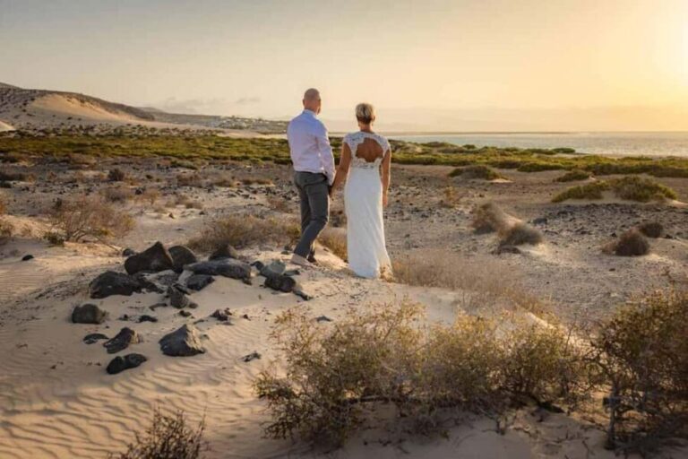 Photo shoot in Fuerteventura (south) with a professional photographer for special holiday moments - Itinerary and Location Highlights