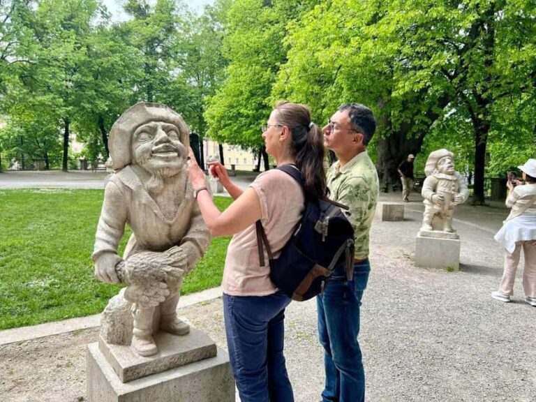 Photo Walk Salzburg - sightseeing & photo safari - The Scenic Stops and Why They Matter