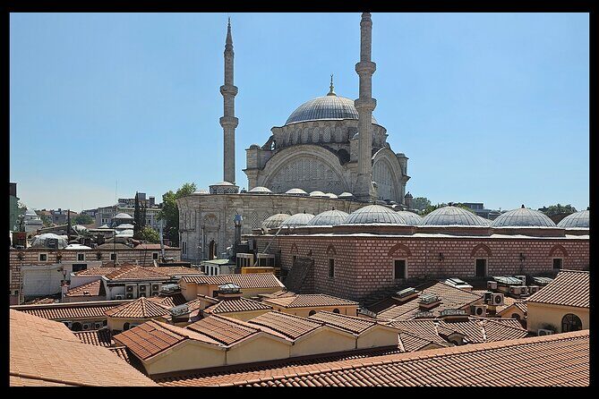 Photograph Istanbul - The Practical Aspects