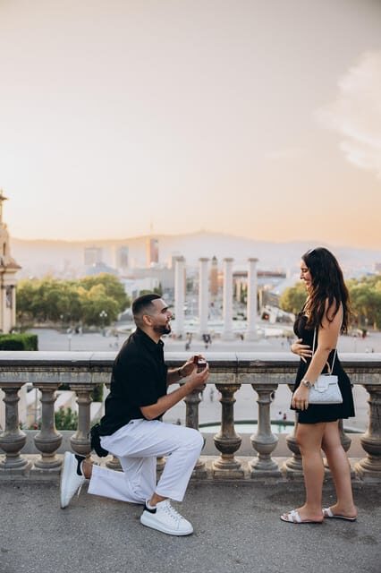 Photographer in Barcelona - What to Expect From the Barcelona Photoshoot