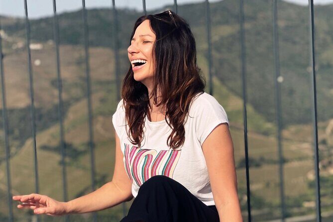 Photoshoot Session for Solo, Couples and Groups in Porto area - The Location and Duration