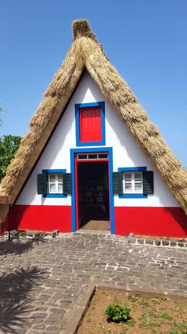 Pico Arieiro, Santana, São Lourenço & more  Full Day+PickUp - Why This Tour Stands Out