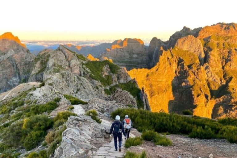 Pico Do Arieiro Pico Ruivo Sunrise or Morning Hike Transfers - The Itinerary: What You Can Expect