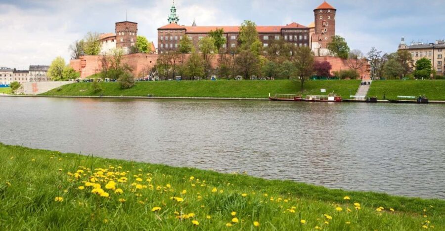 Picturesque Cruise on the Vistula in the Heart of Krakow - The Viewpoint Advantage