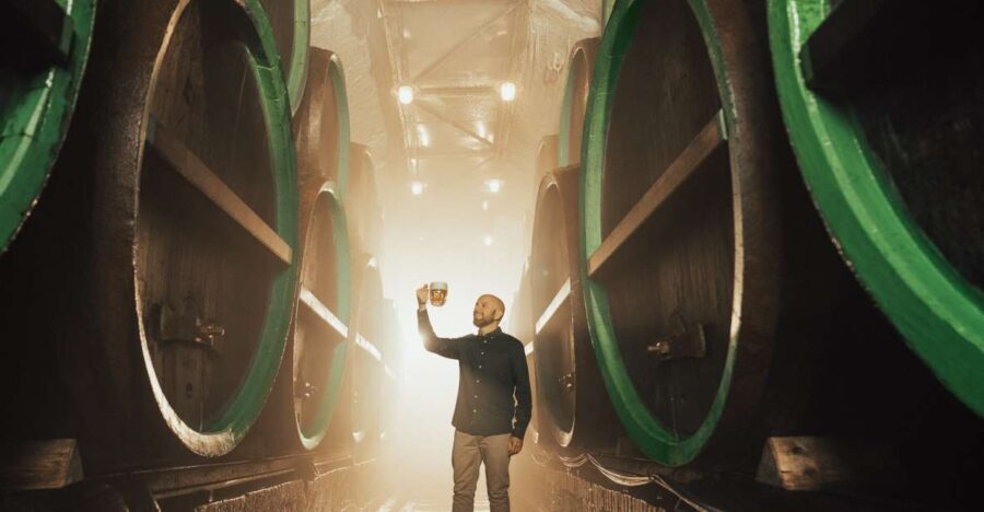 Pilsen: Pilsner Urquell Brewery Tour with Beer Tasting - What the Reviews Say