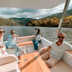 Pinhão: Electric Boat Experience 1h - Taste of Two Wines - Who Is This Tour Best For?
