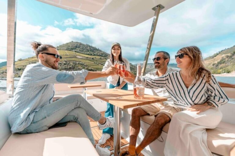 Pinhão: Private Electric Boat Tour 1h- Wine Tasting Included - What You’ll Experience in a Nutshell