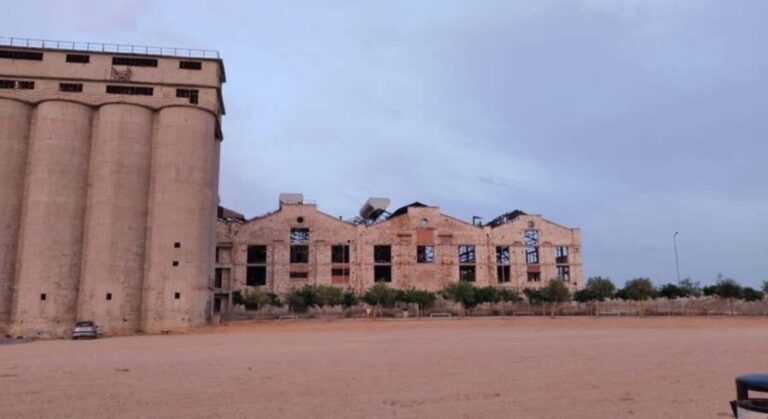 Piraeus: Walking tour: What you need to see in Piraeus - In-Depth: A Step-by-Step Breakdown of the Itinerary