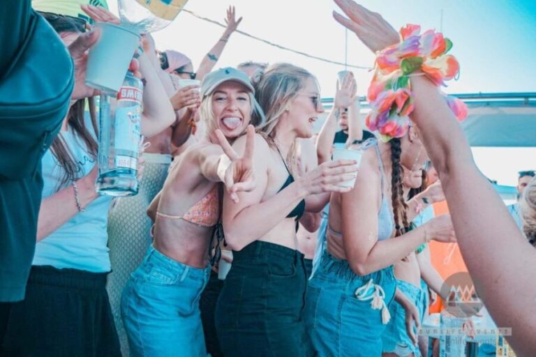 Playa de Palma: Boat Party with DJ, Buffet and Entertainment - The Itinerary Breakdown: Making the Most of Your 3 Hours