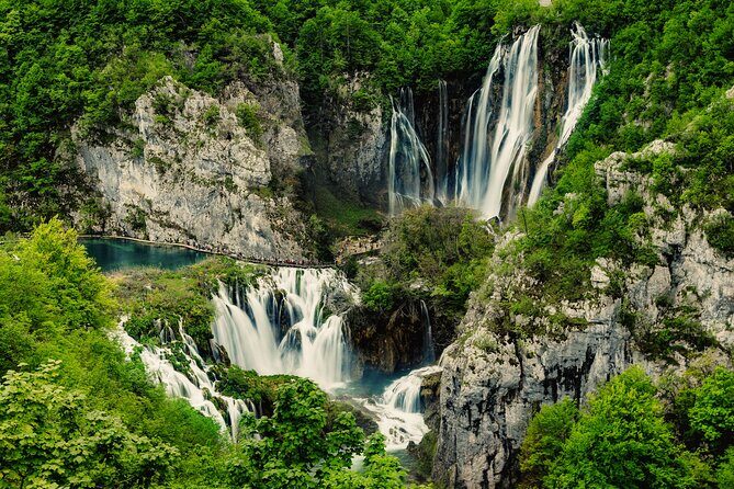 Plitvice Lakes & Rastoke small-group, w/ ticket (ENG or ESP) - The Value of This Tour