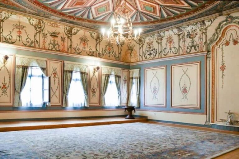 Plovdiv: Guided Walking Tour with Pickup - Who Should Consider This Tour?