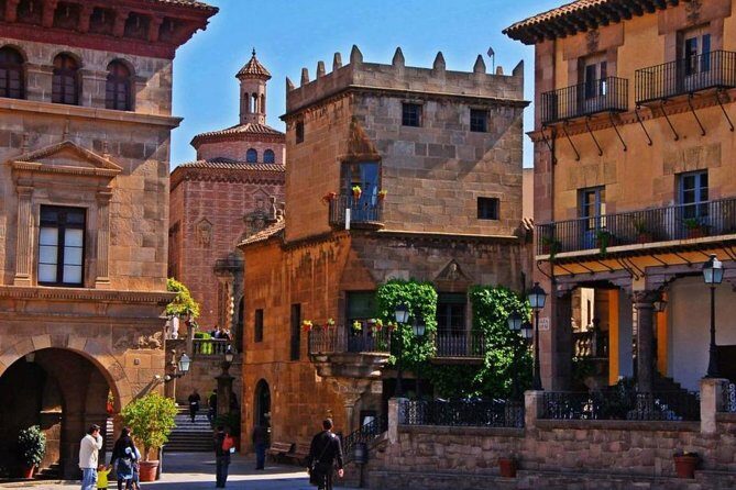 Poble Espanyol Private Tour in Barcelona with Pick up and Drop off - Practicalities and Considerations