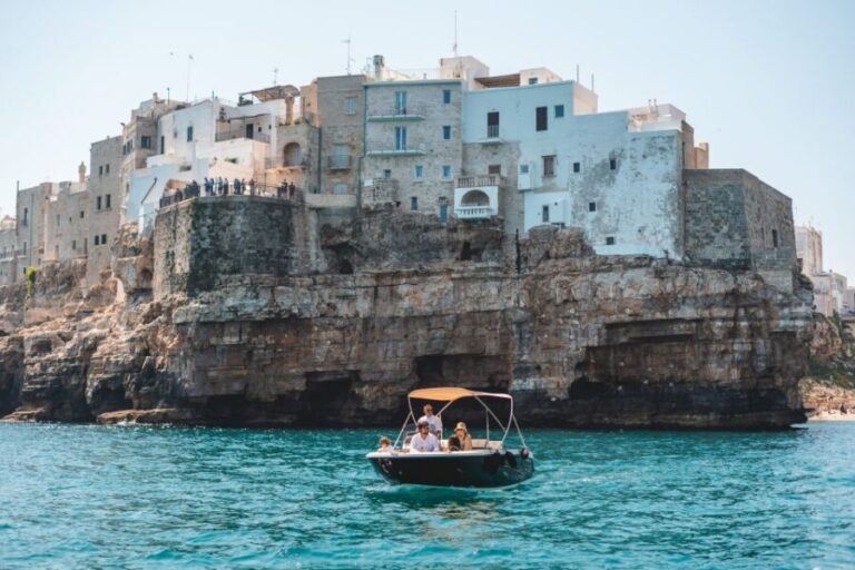 Polignano a Mare: Boat Cruise with Prosecco - The Experience for Different Travelers