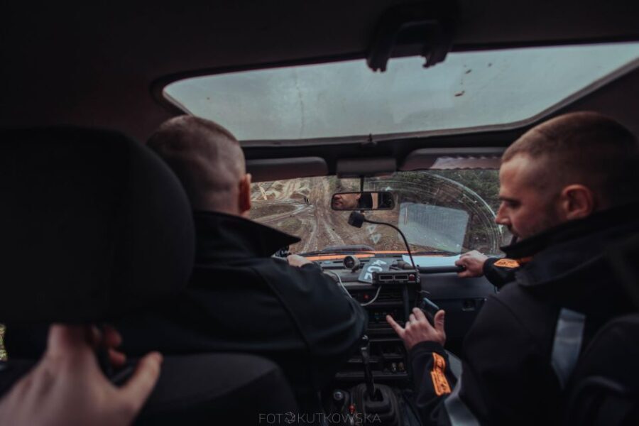 Poligon4x4: off road driving - Key Points