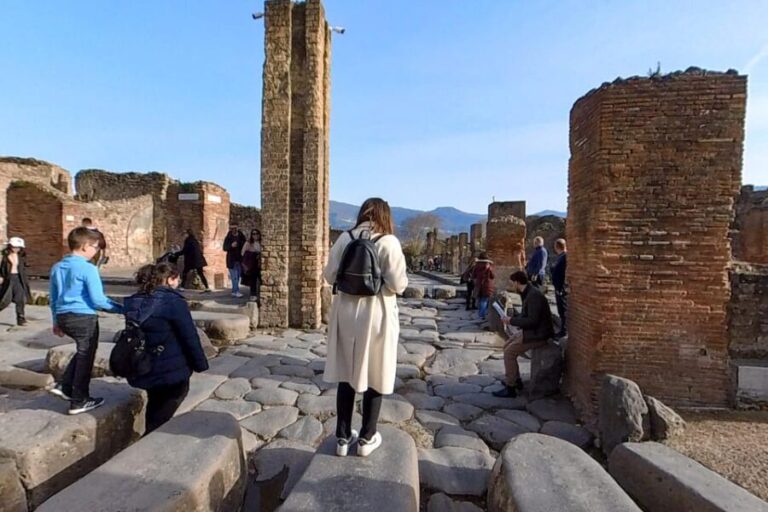Pompeii: 2 Hours Skip the Line Visit with a Licensed Guide - What’s Included and What to Consider