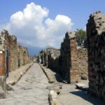 Pompeii and Mount Vesuvius SELECT tour - Climbing Vesuvius — From Foot to Viewpoint