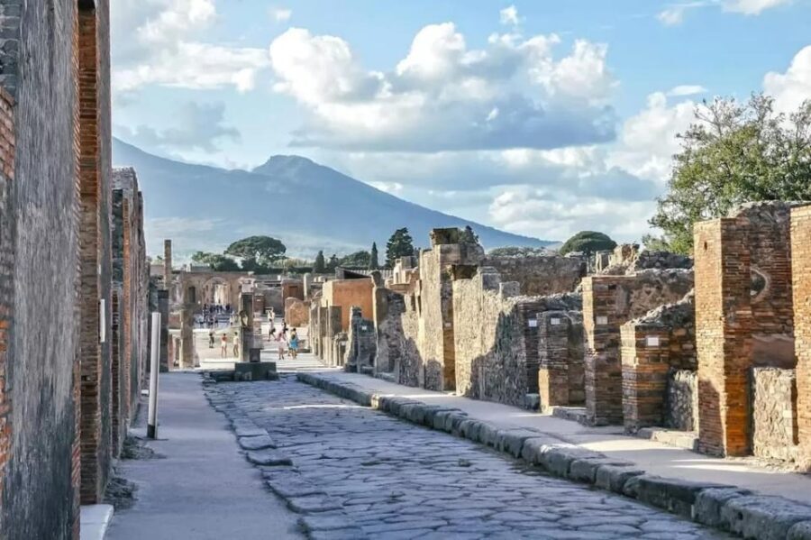 Pompeii: Skip The Line Entrance Tickets + Audioguides - Accessibility and Practical Tips