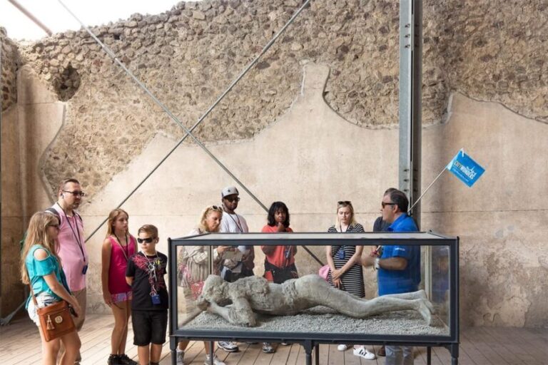 Pompeii: Skip-the-Line Guided Tour - The Experience in Detail