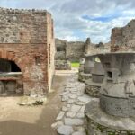 Pompeii: skip the line ticket + guided group tour - The Value of a Guided Tour in Pompeii