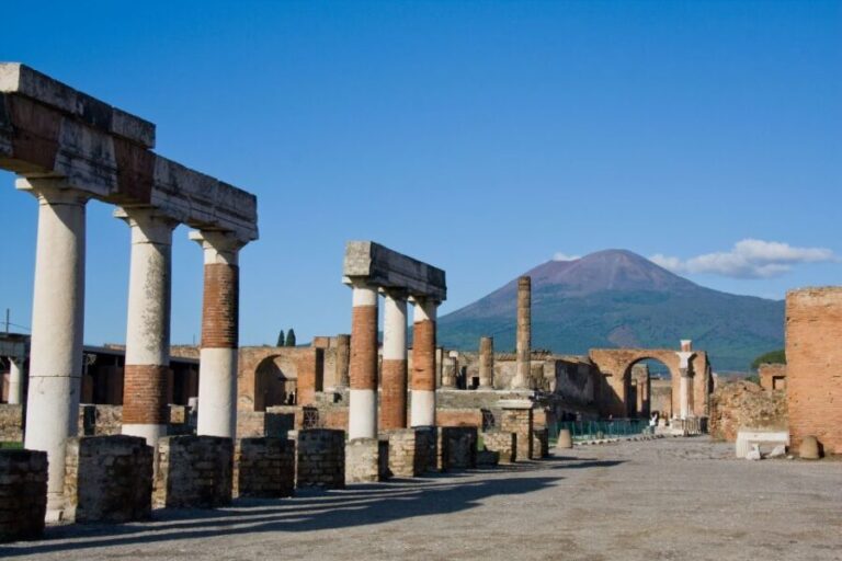 Pompeii: Small-Group Tour with Expert Archaeologist - The Itinerary in Detail