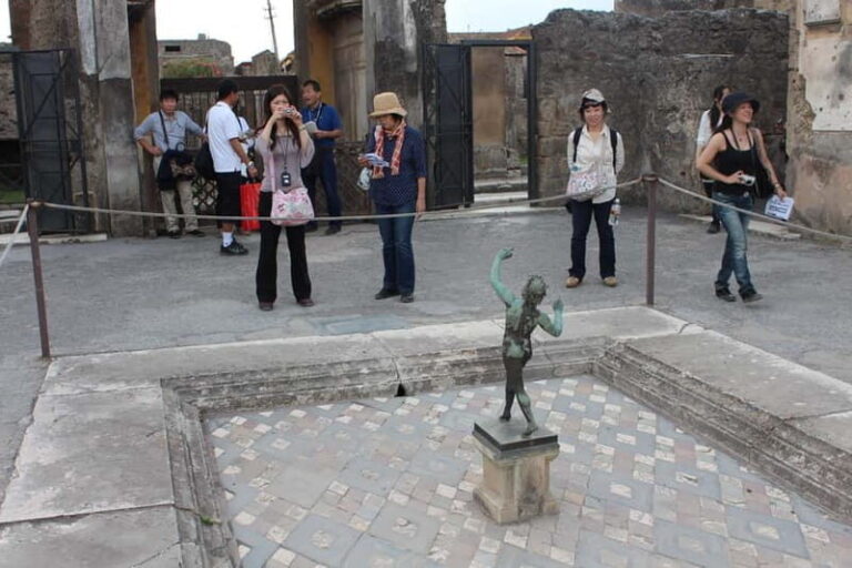 Pompeii: The Ultimate Skip-the-Line Archaeological Adventure - Who Should Consider This Tour?