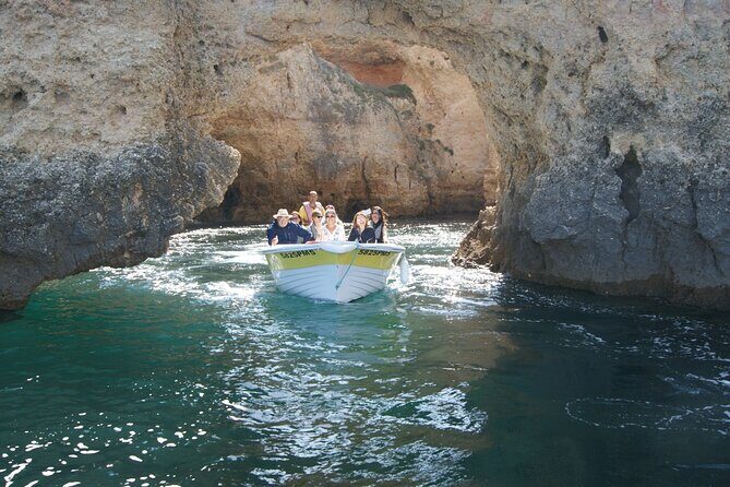 Ponta da Piedade Costal cruise and Caves-2h - Who Should Consider This Tour?
