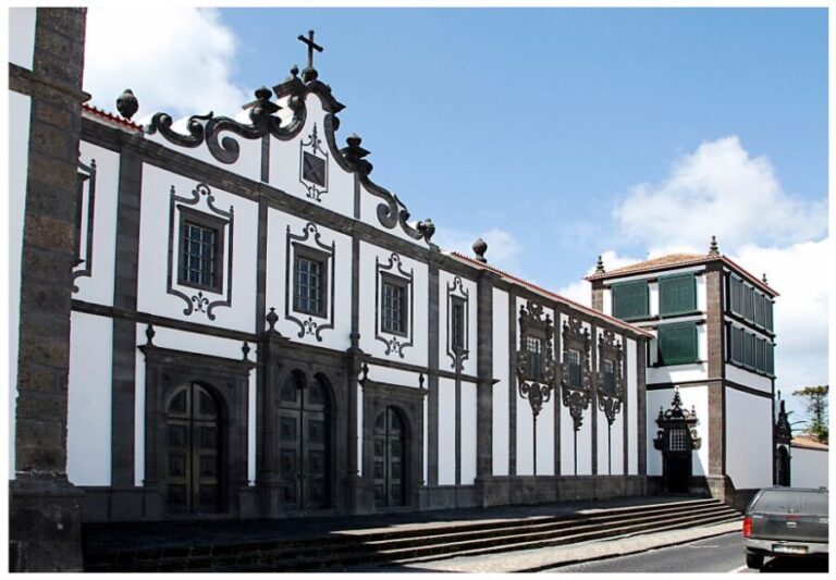 Ponta Delgada: Historical Walking Tour - Highlights of the Tour