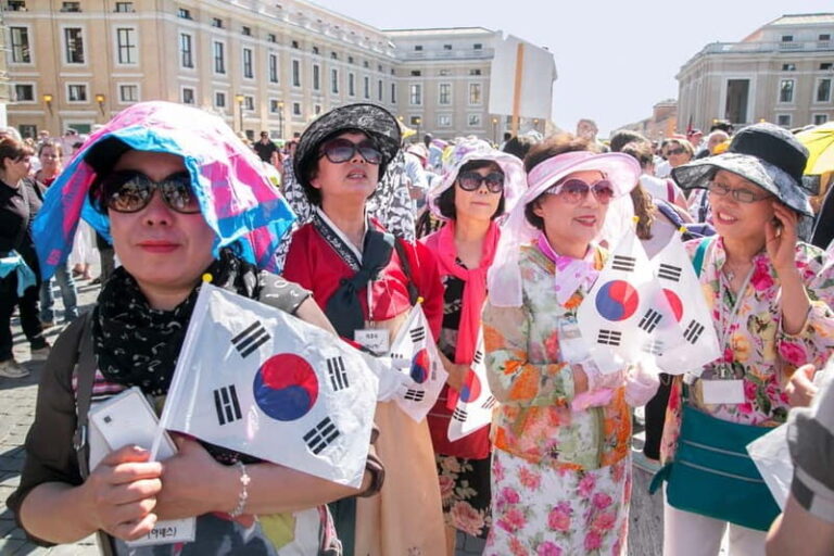 Pope Leo XIV Audience Tour with Local Guide - Exploring the Experience in Detail