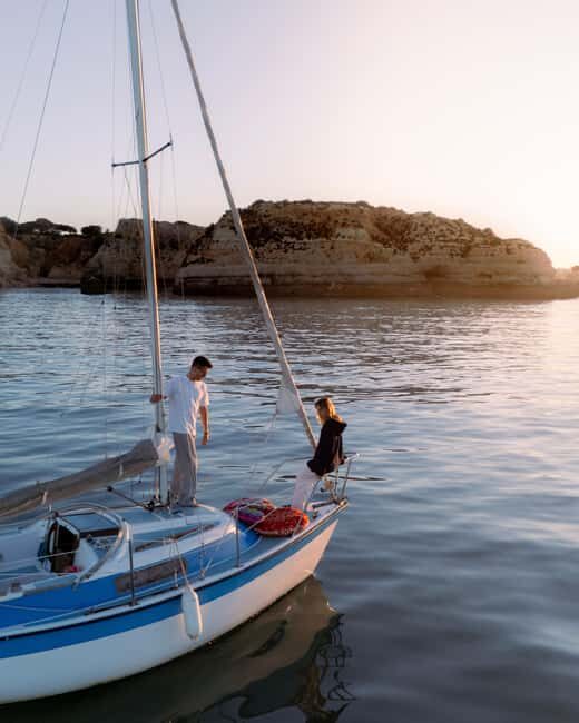 Portimão: Sunset Private Sailing Tour for Couples - The Experience in Detail