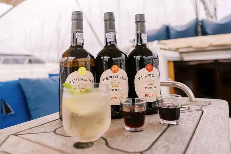 Porto 4H: Charming cruise, wine tasting, and vintage van tour - The Land Portion – Scenic Stops & Panoramic Views