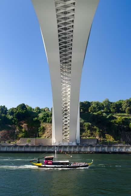 Porto: 6 Bridges Cruise on a Traditional Rabelo Boat - The Value and Overall Experience