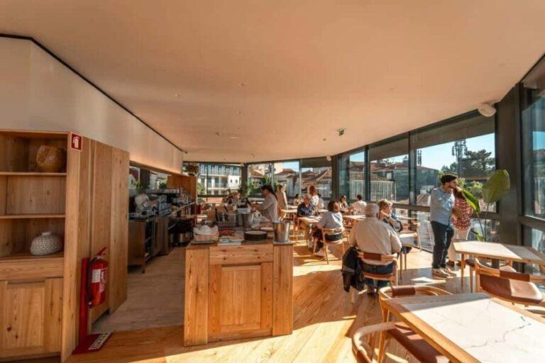 Porto: A la carte lunch + Douro River cruise - Is This Tour Right for You?