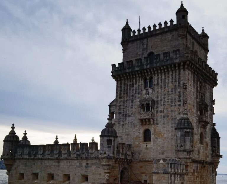 Porto - Braga - Guimarães - Porto Private Tour Half Day - What’s Included and What’s Not